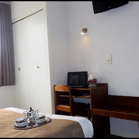 Hotel Notre Dame De La Sarte Lourdes