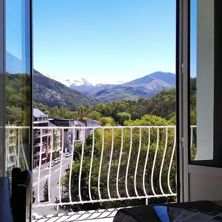 Notre Dame De La Sarte Hotel Lourdes