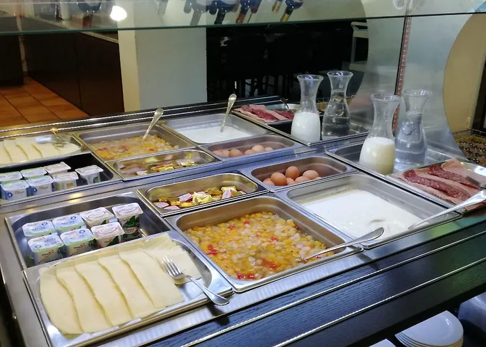 Adonis - Notre Dame De La Sarte Lourdes