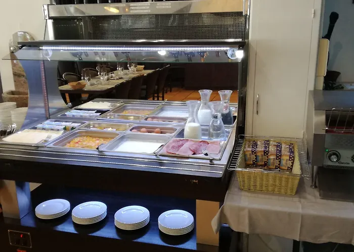 Adonis - Notre Dame De La Sarte 3* Lourdes