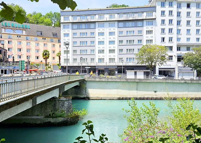 Hotel Adonis - Notre Dame De La Sarte Lourdes