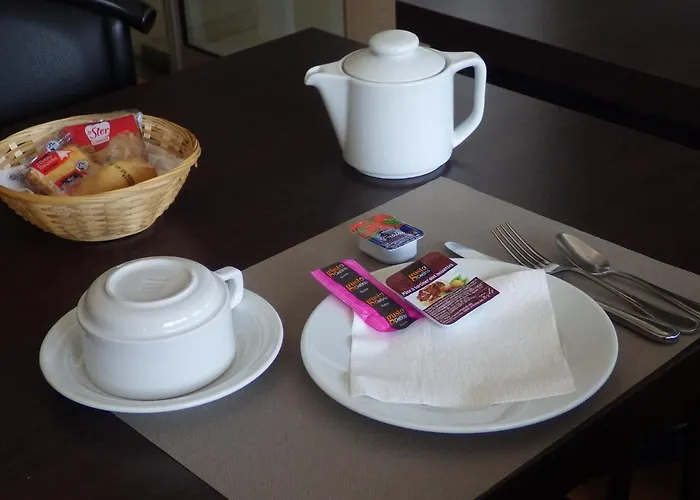 Adonis - Notre Dame De La Sarte