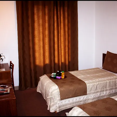 Adonis - Notre Dame De La Sarte 卢德