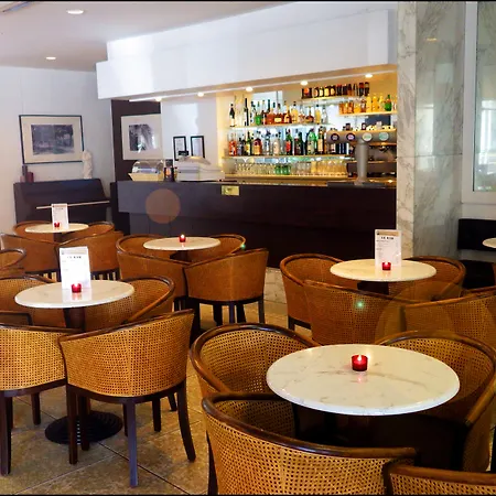 Adonis - Notre Dame De La Sarte 3* Lourdes