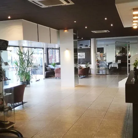 Adonis - Notre Dame De La Sarte 3* Lourdes