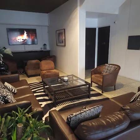 Adonis - Notre Dame De La Sarte Otel 3*