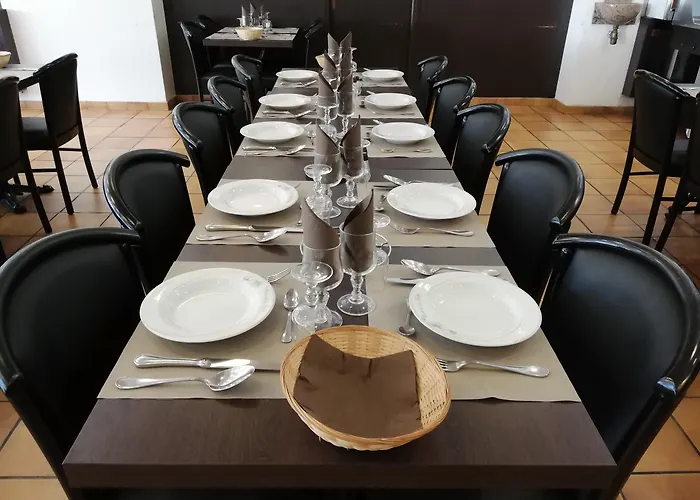 Adonis - Notre Dame De La Sarte Szálloda 3*